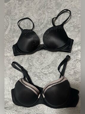 2 Victoria’s Secret Black Padded Bra Jewel Bling Sequin 32B Very Sexy Fabulous